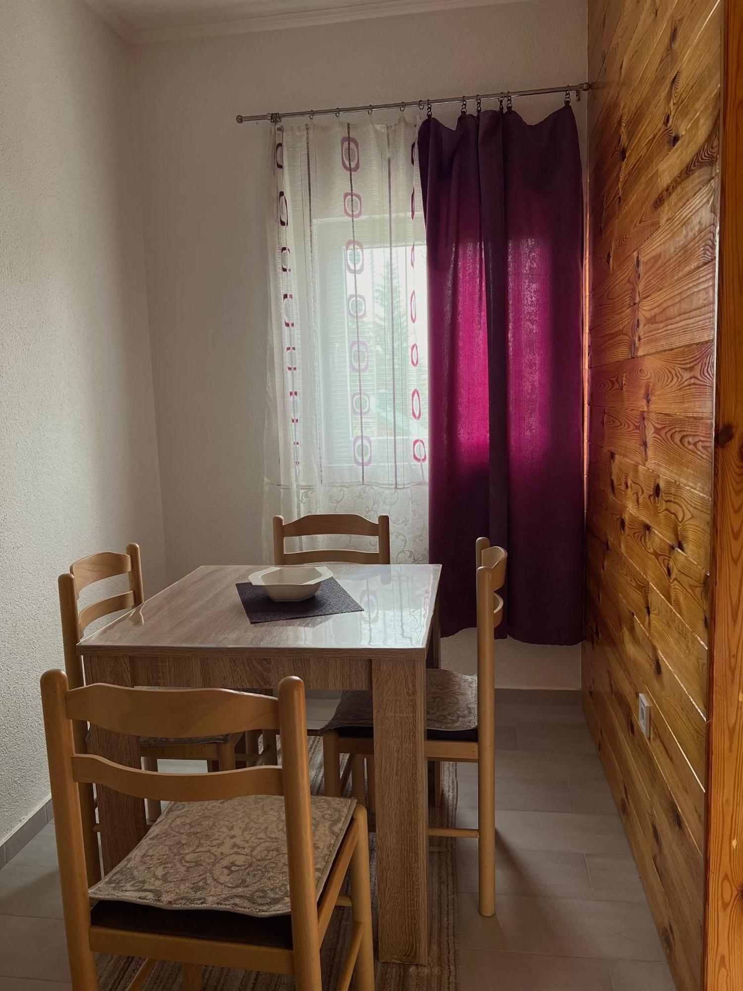 Vukovic Accommodation Zabljak  Ngoại thất bức ảnh