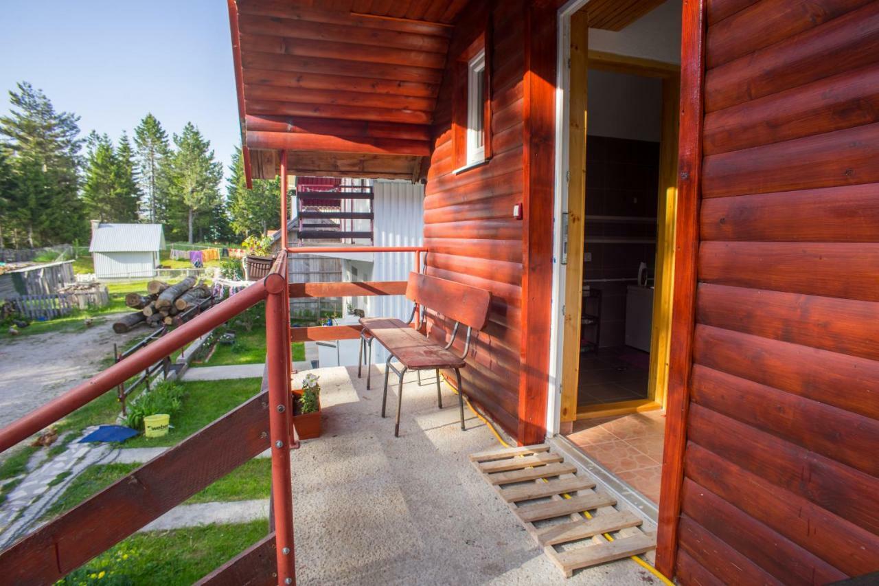 Vukovic Accommodation Zabljak  Ngoại thất bức ảnh